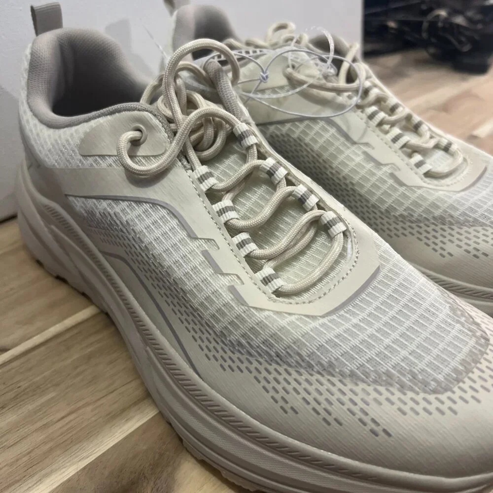 Ecko Unltd Sneakers Mens Size 9.5‎ Cream White Athletic Mesh Running Shoes